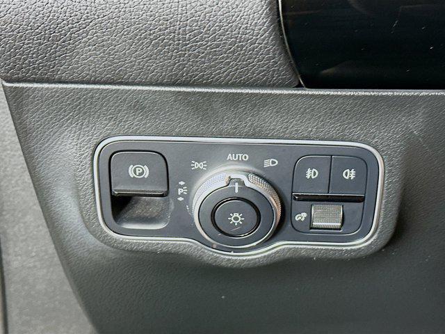 used 2022 Mercedes-Benz GLA 250 car, priced at $27,297