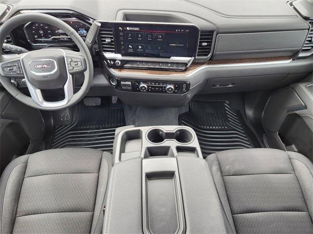 new 2025 GMC Sierra 1500 car, priced at $42,685