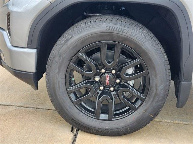 new 2025 GMC Sierra 1500 car, priced at $42,685