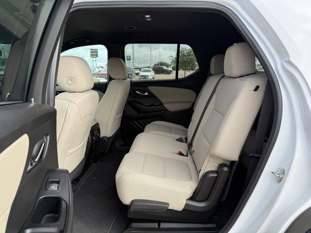 used 2023 Chevrolet Traverse car, priced at $28,900