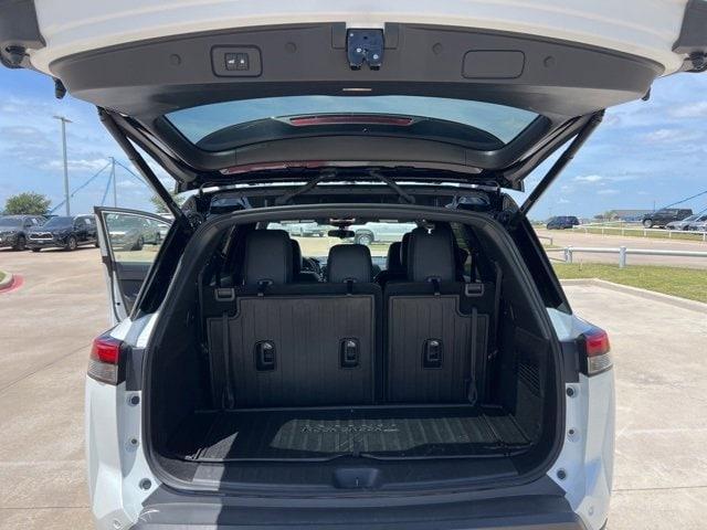 used 2025 Nissan Pathfinder car, priced at $39,500