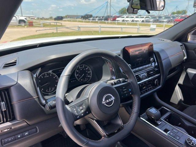 used 2025 Nissan Pathfinder car, priced at $39,500