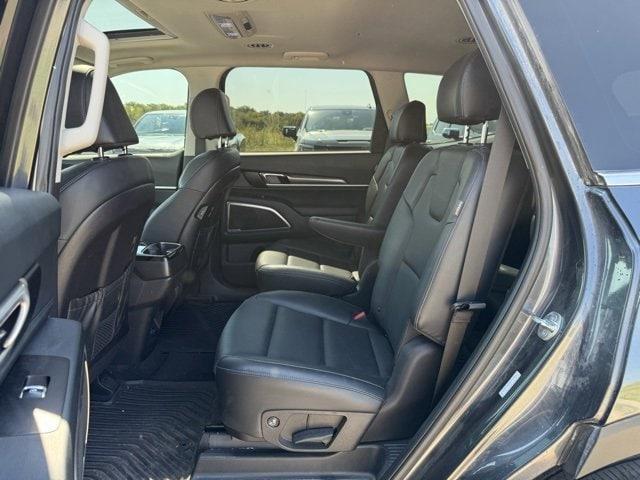 used 2024 Kia Telluride car, priced at $35,900