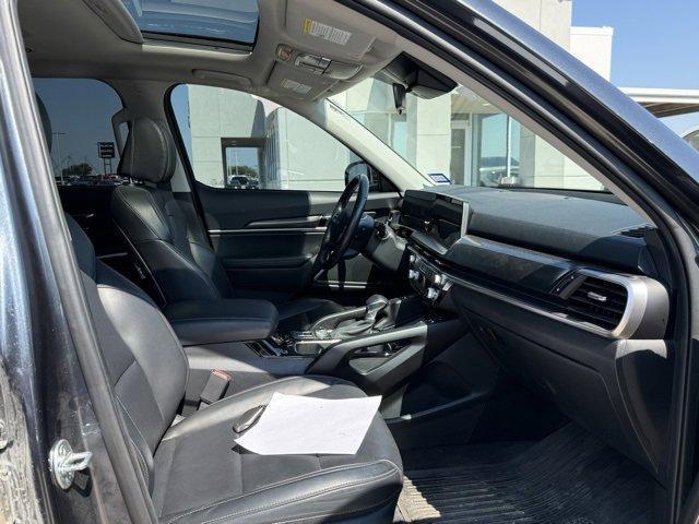 used 2024 Kia Telluride car, priced at $35,900