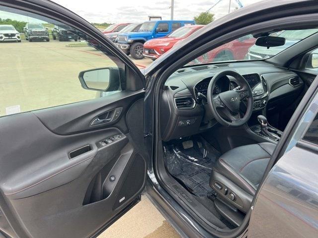 used 2023 Chevrolet Equinox car, priced at $25,000