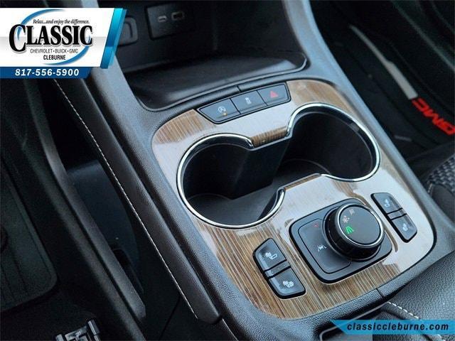 used 2023 GMC Acadia car, priced at $26,900