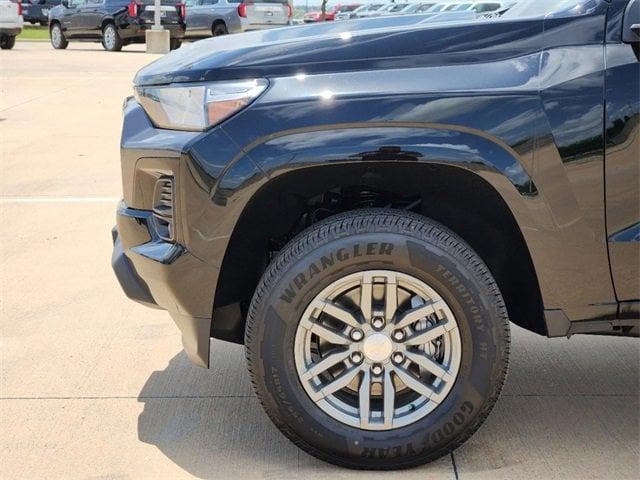 new 2024 Chevrolet Colorado car, priced at $33,019