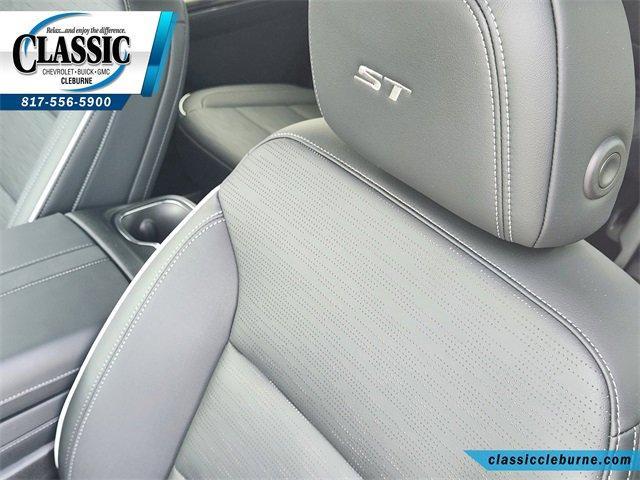 used 2025 Buick Enclave car, priced at $46,300