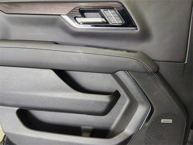 new 2025 GMC Yukon XL car, priced at $79,605