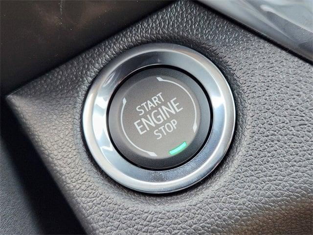 new 2025 Buick Envista car, priced at $27,180