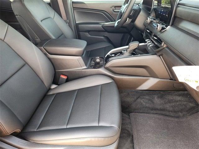 new 2025 Chevrolet Colorado car, priced at $38,020