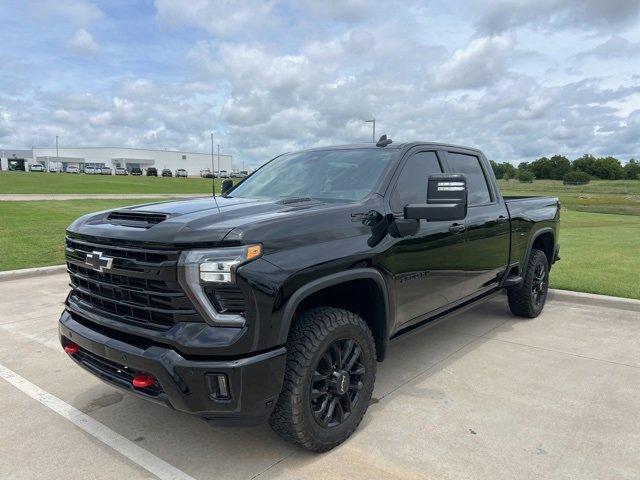 used 2025 Chevrolet Silverado 2500 car, priced at $72,900