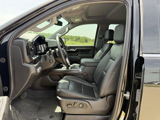 used 2024 GMC Sierra 1500 car, priced at $44,900