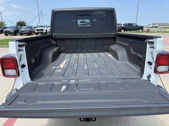 used 2022 Jeep Gladiator car, priced at $35,500