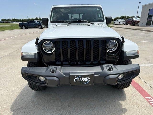 used 2022 Jeep Gladiator car, priced at $35,500