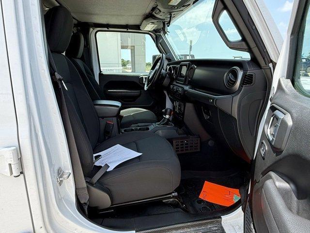 used 2022 Jeep Gladiator car, priced at $35,500