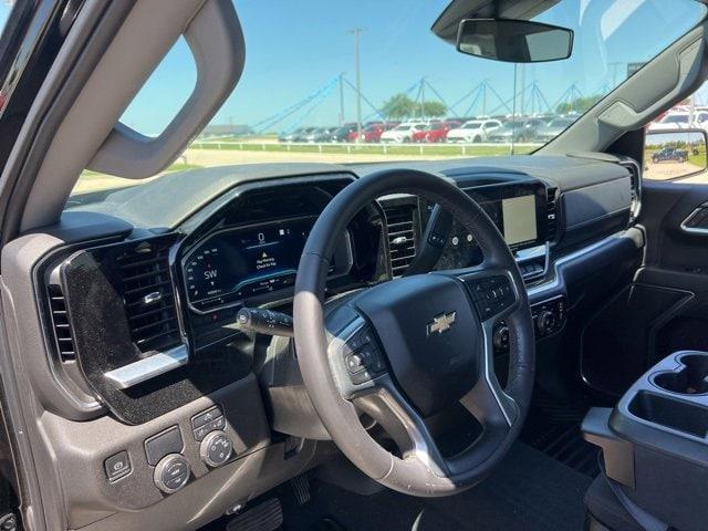 used 2022 Chevrolet Silverado 1500 car, priced at $35,900