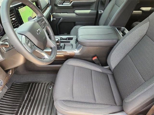 new 2025 Chevrolet Silverado 1500 car, priced at $45,310