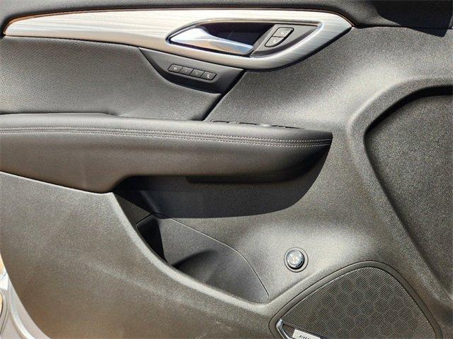 new 2025 Buick Envision car, priced at $45,595