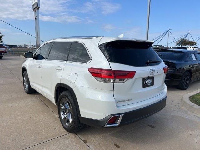 used 2018 Toyota Highlander car, priced at $26,500