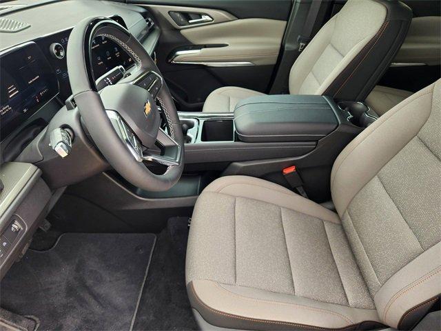 new 2025 Chevrolet Traverse car, priced at $47,030