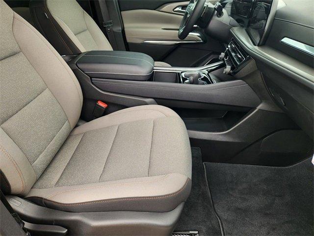 new 2025 Chevrolet Traverse car, priced at $47,030