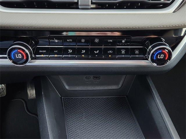 new 2026 Chevrolet Equinox car, priced at $28,384