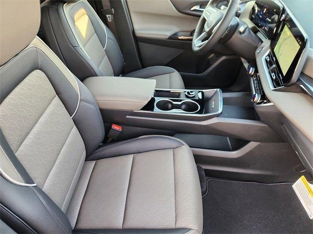 new 2026 Chevrolet Equinox car, priced at $28,384