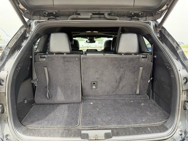 used 2021 Toyota Highlander car, priced at $27,700