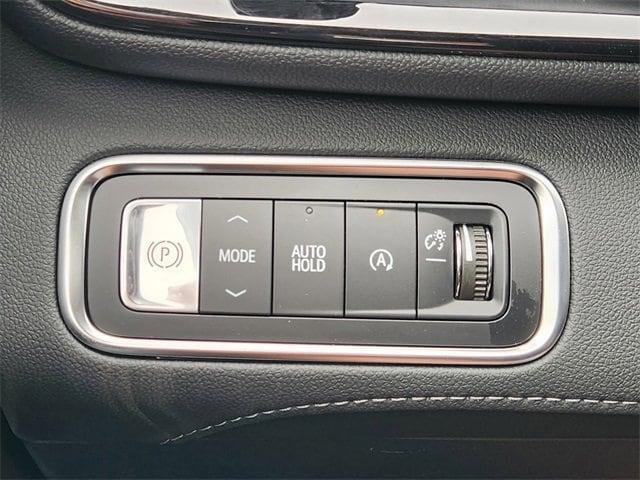 new 2025 Buick Enclave car, priced at $49,695
