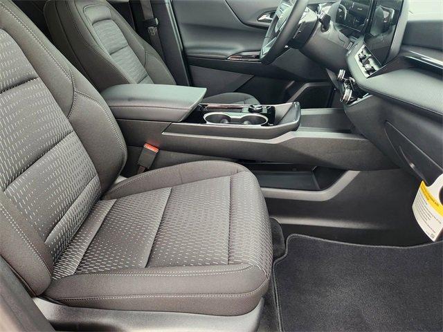 new 2026 Chevrolet Equinox car, priced at $31,435