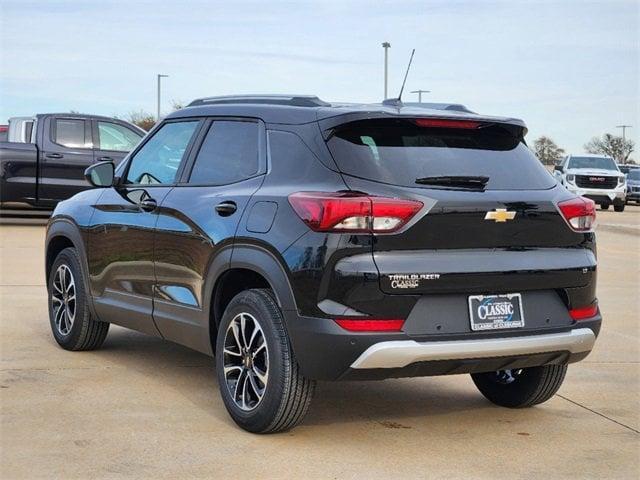 new 2025 Chevrolet TrailBlazer car, priced at $26,385