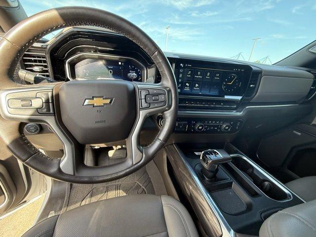 used 2022 Chevrolet Silverado 1500 car, priced at $32,300
