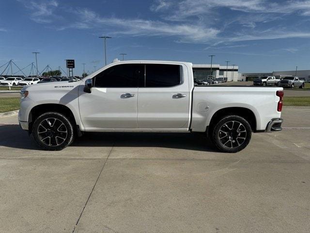 used 2022 Chevrolet Silverado 1500 car, priced at $32,300