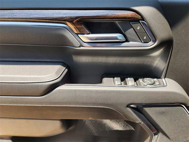 new 2025 GMC Sierra 1500 car, priced at $46,185