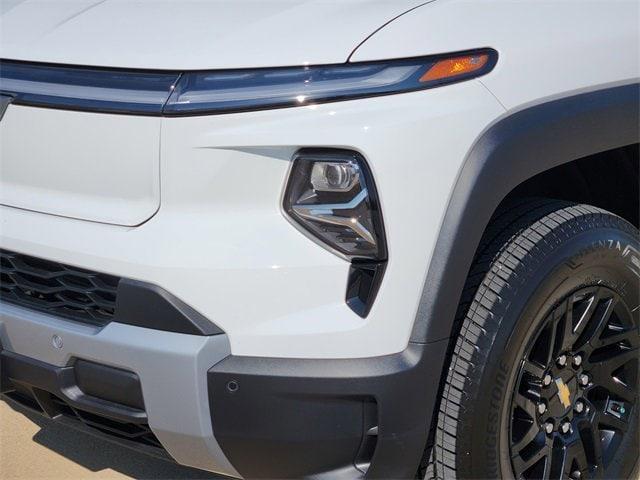 new 2026 Chevrolet Silverado EV car