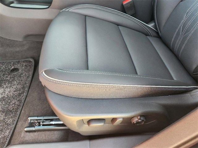 new 2025 Buick Envision car, priced at $45,595