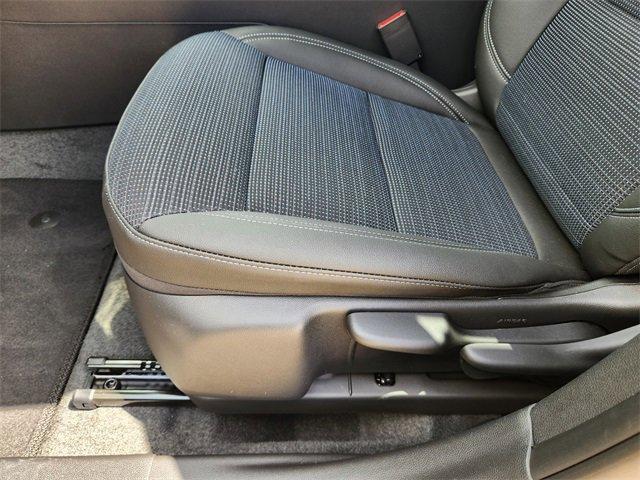 new 2025 Buick Envista car, priced at $25,185