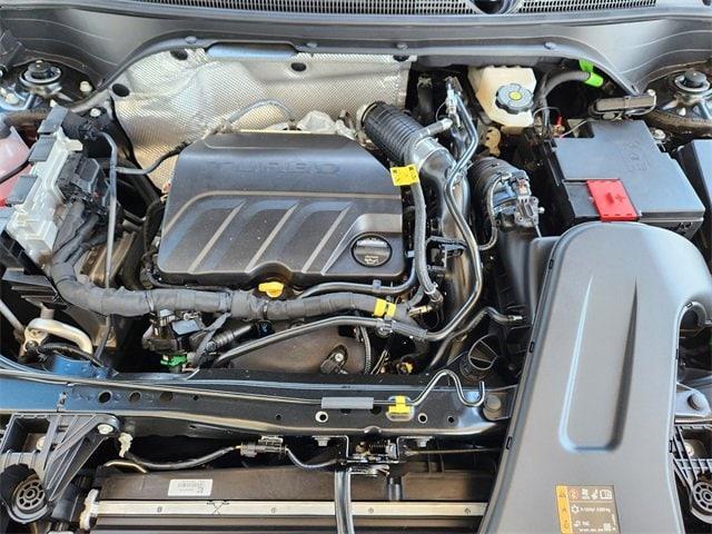 new 2025 Buick Envista car, priced at $23,285