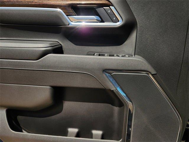 new 2025 GMC Sierra 1500 car, priced at $45,985
