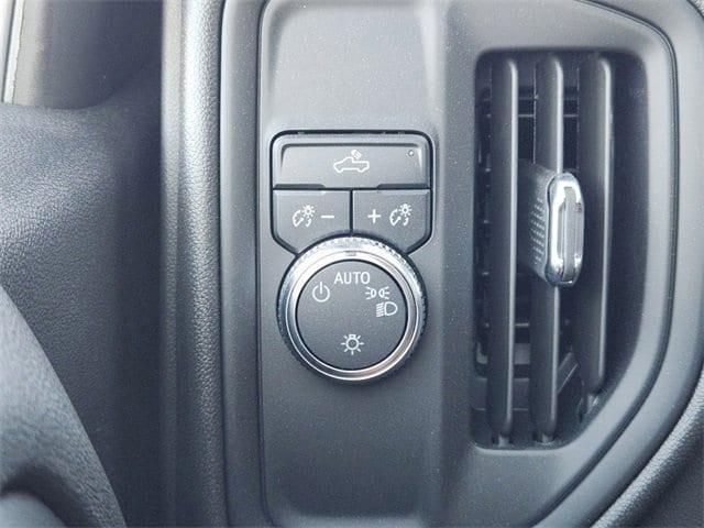 new 2025 GMC Sierra 1500 car, priced at $34,380