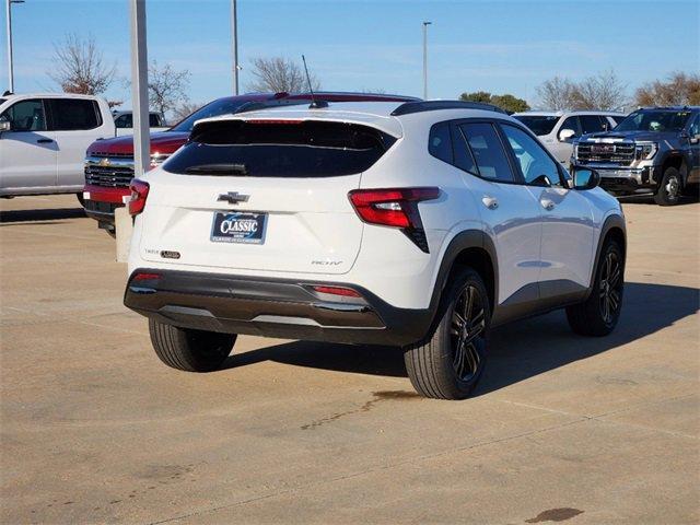 new 2025 Chevrolet Trax car, priced at $26,085