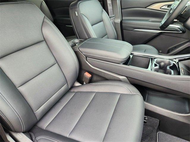 new 2025 Chevrolet Traverse car, priced at $42,195
