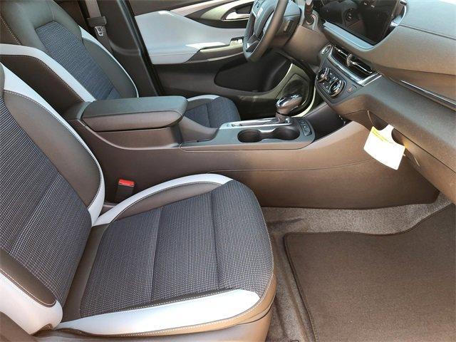 new 2025 Buick Envista car, priced at $24,280