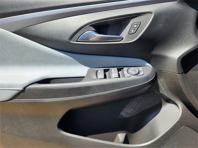 new 2025 Buick Envista car, priced at $24,280