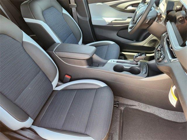 new 2025 Buick Envista car, priced at $24,280