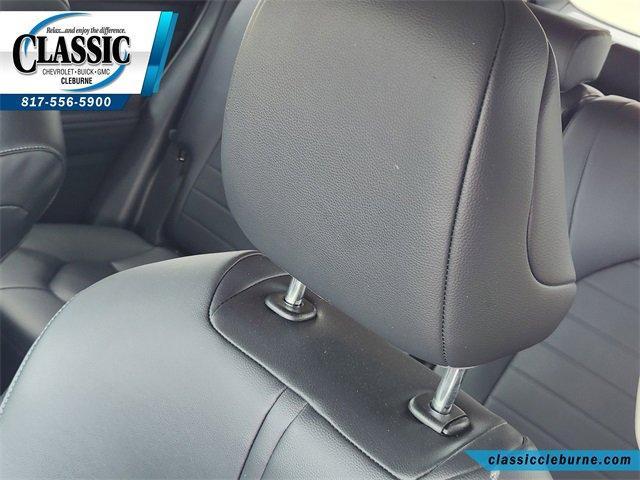 used 2024 Toyota Highlander car, priced at $40,900
