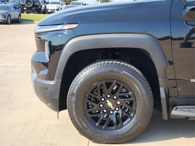 new 2026 Chevrolet Silverado EV car