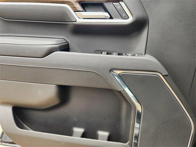 new 2025 GMC Sierra 1500 car, priced at $42,685
