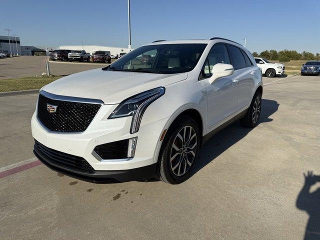 used 2024 Cadillac XT5 car, priced at $41,900